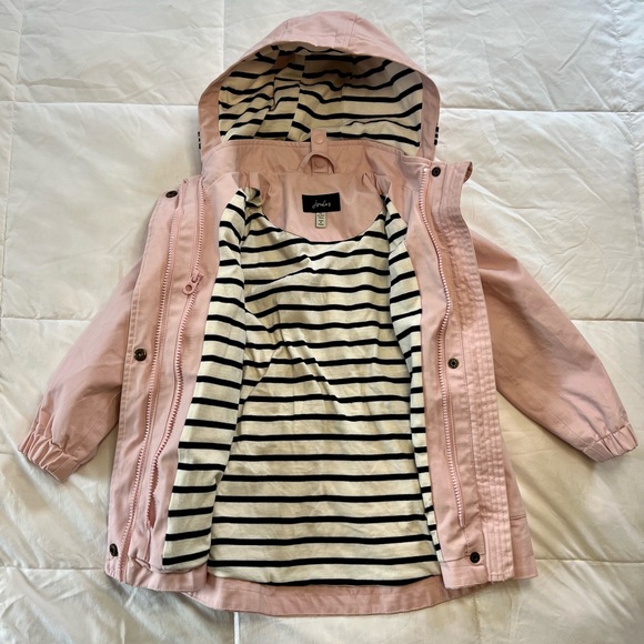 Girls 5y Joules Raincoat - Picture 2 of 6